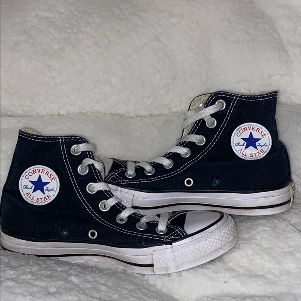 Black converse